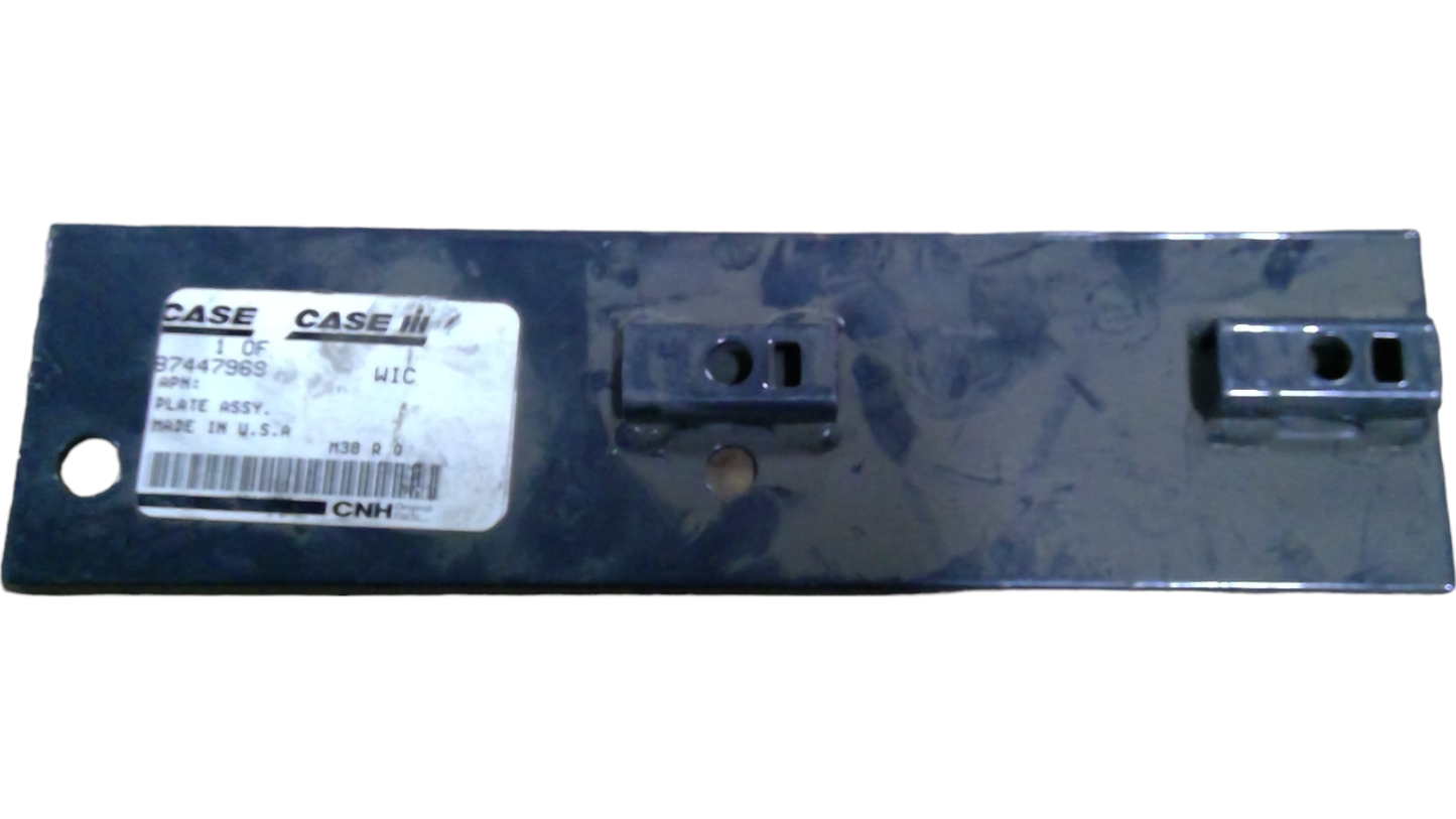 New OEM Genuine CNHi, Plate Asm. - Part # 87447969