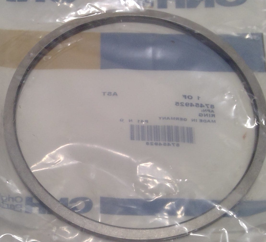 New OEM Genuine CNHi, Ring - Part # 87454925