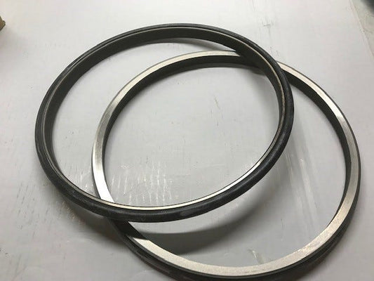 New OEM Genuine CNHi, Gasket - Part # 8900134379