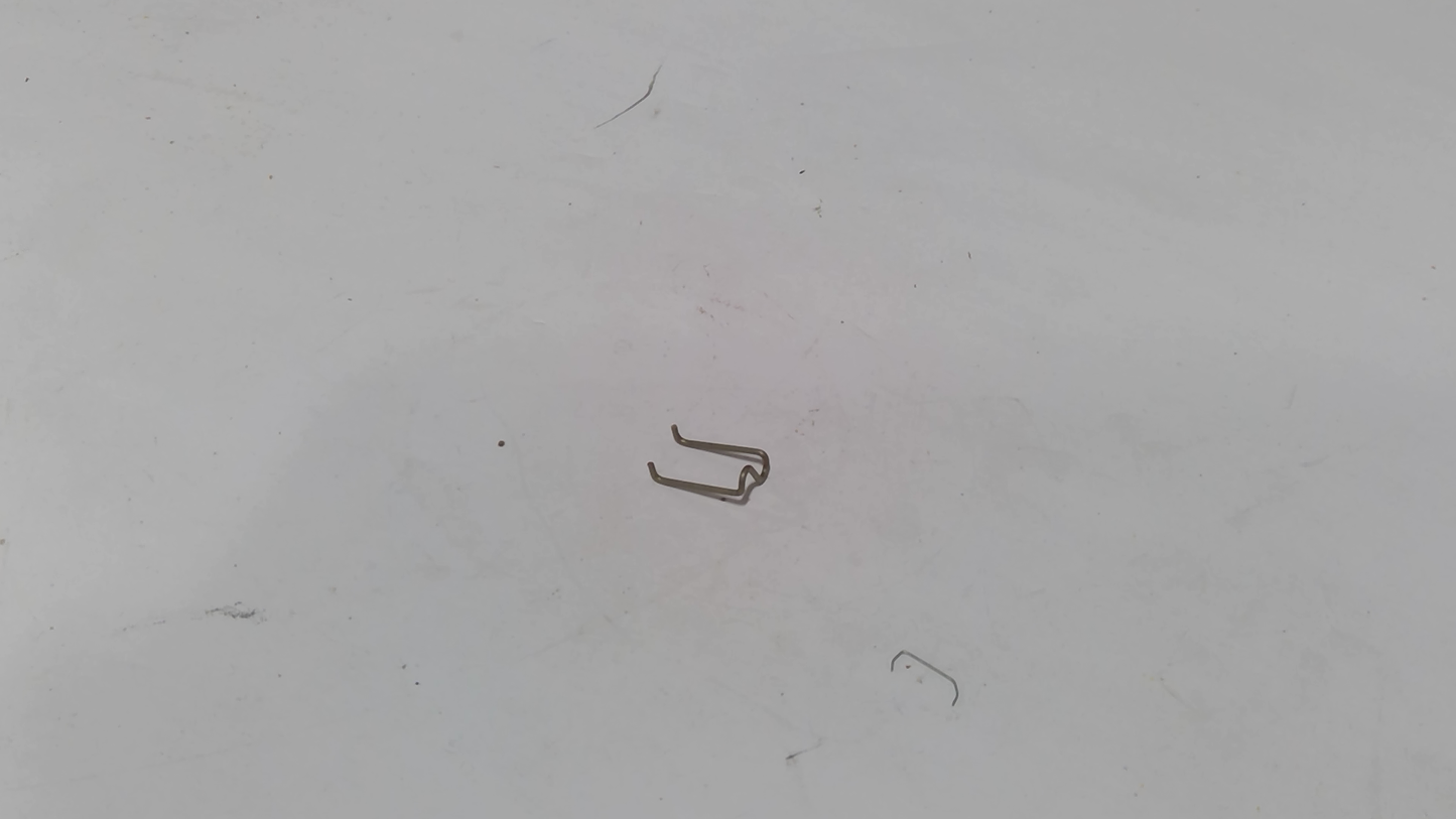 New OEM Genuine CNHi, Retainer - Part # 8900134870