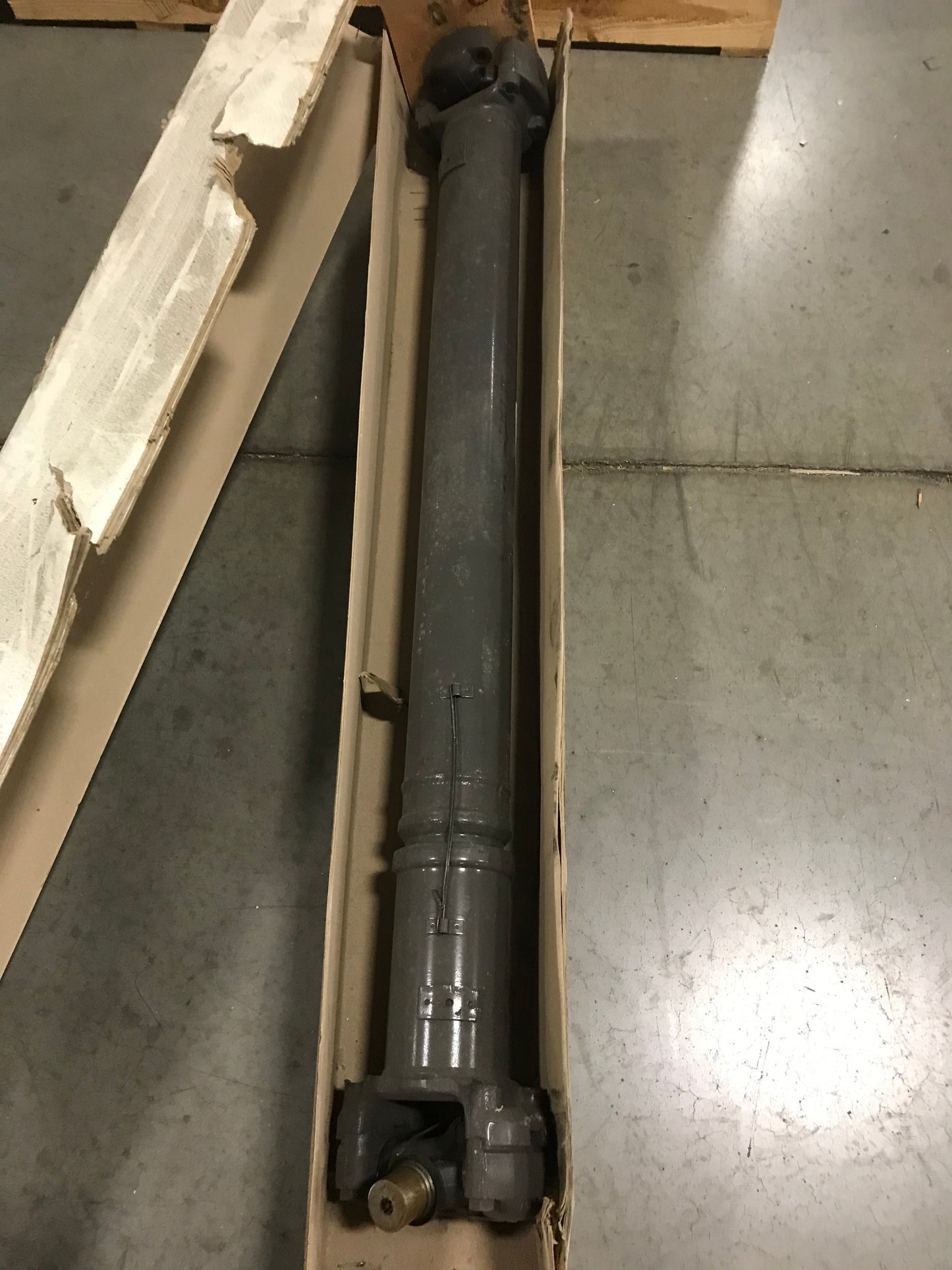 New OEM Genuine CNHi, Shaft Drive - Part # 89500406491