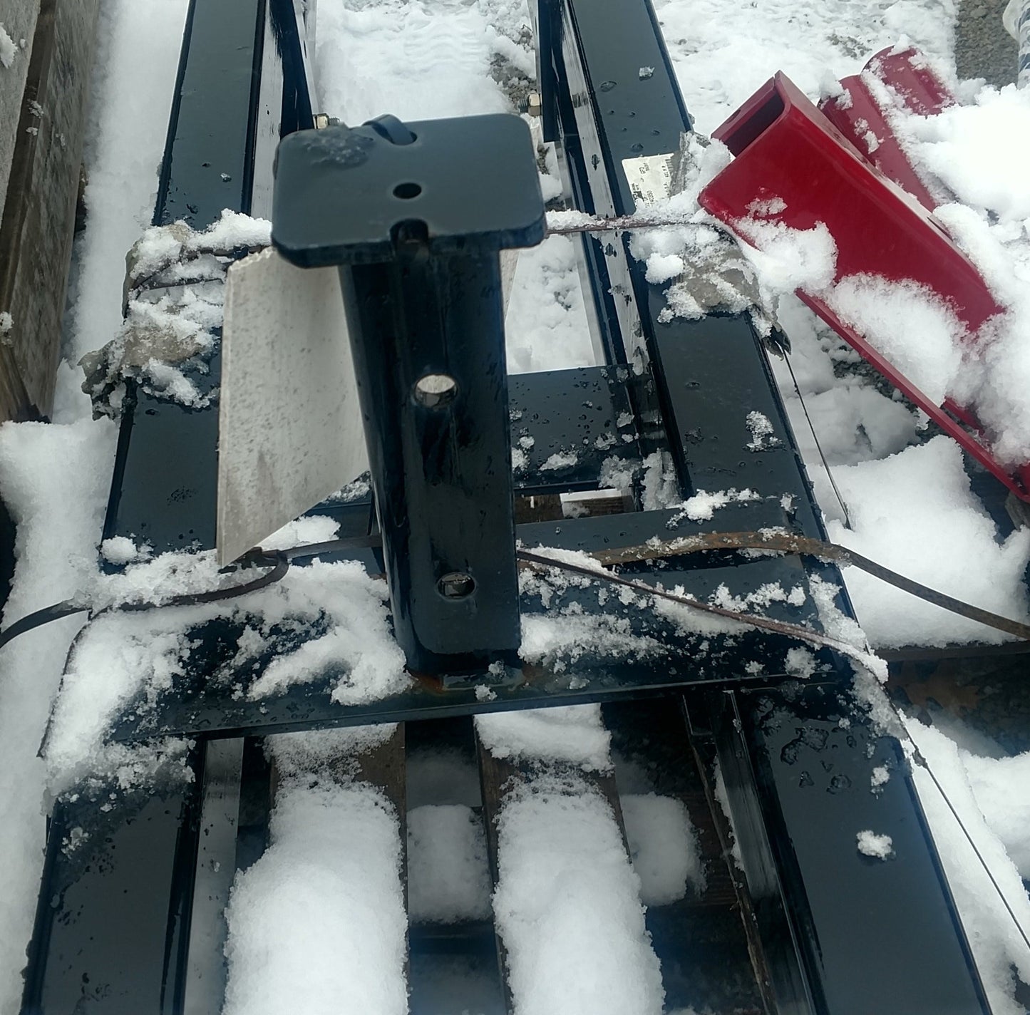 New OEM Genuine CNHi, Hitch - Part # M1640350