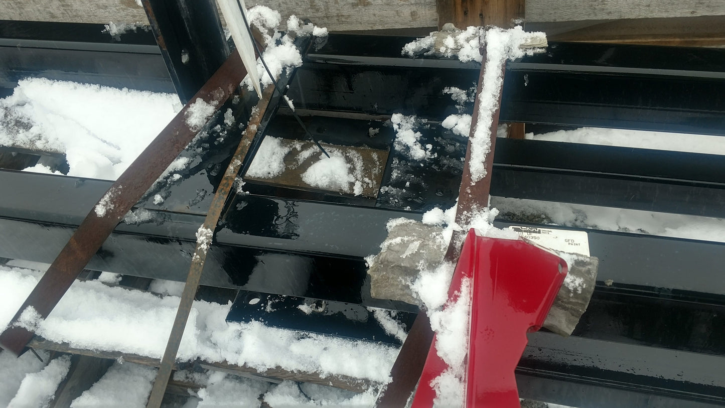 New OEM Genuine CNHi, Hitch - Part # M1640350