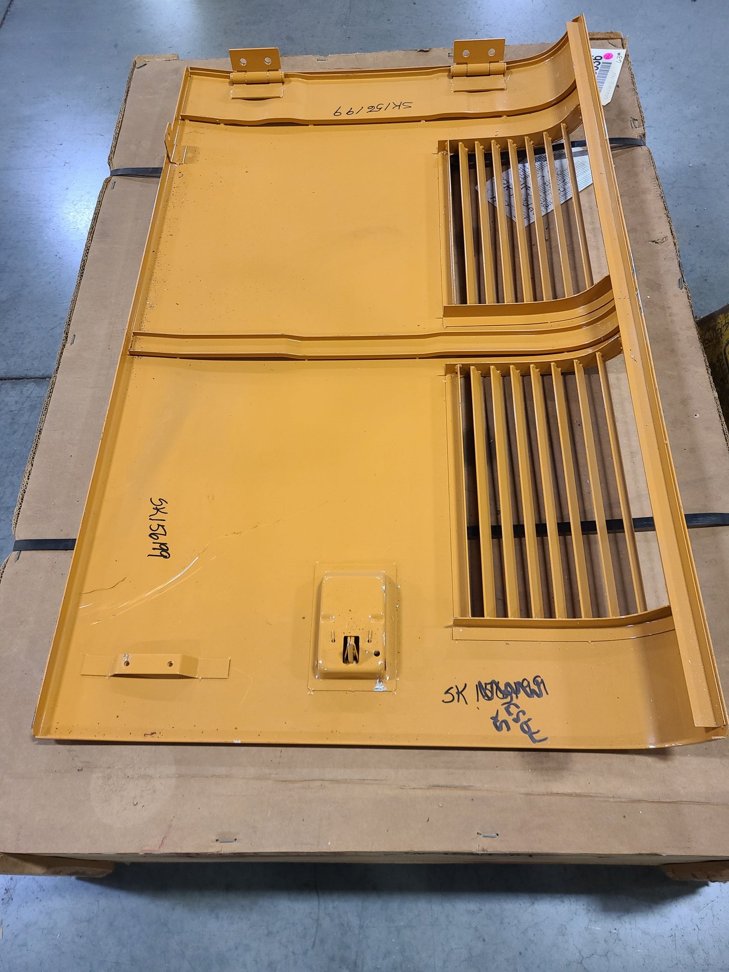 New OEM Genuine CNHi, Door - Part # 160627A1