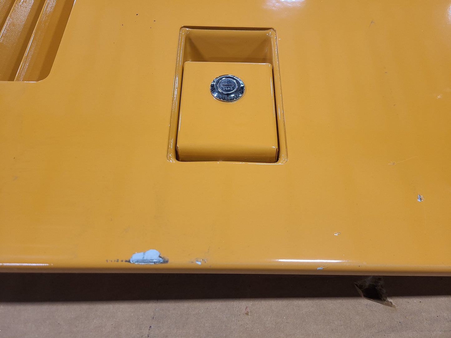 New OEM Genuine CNHi, Door - Part # 160627A1