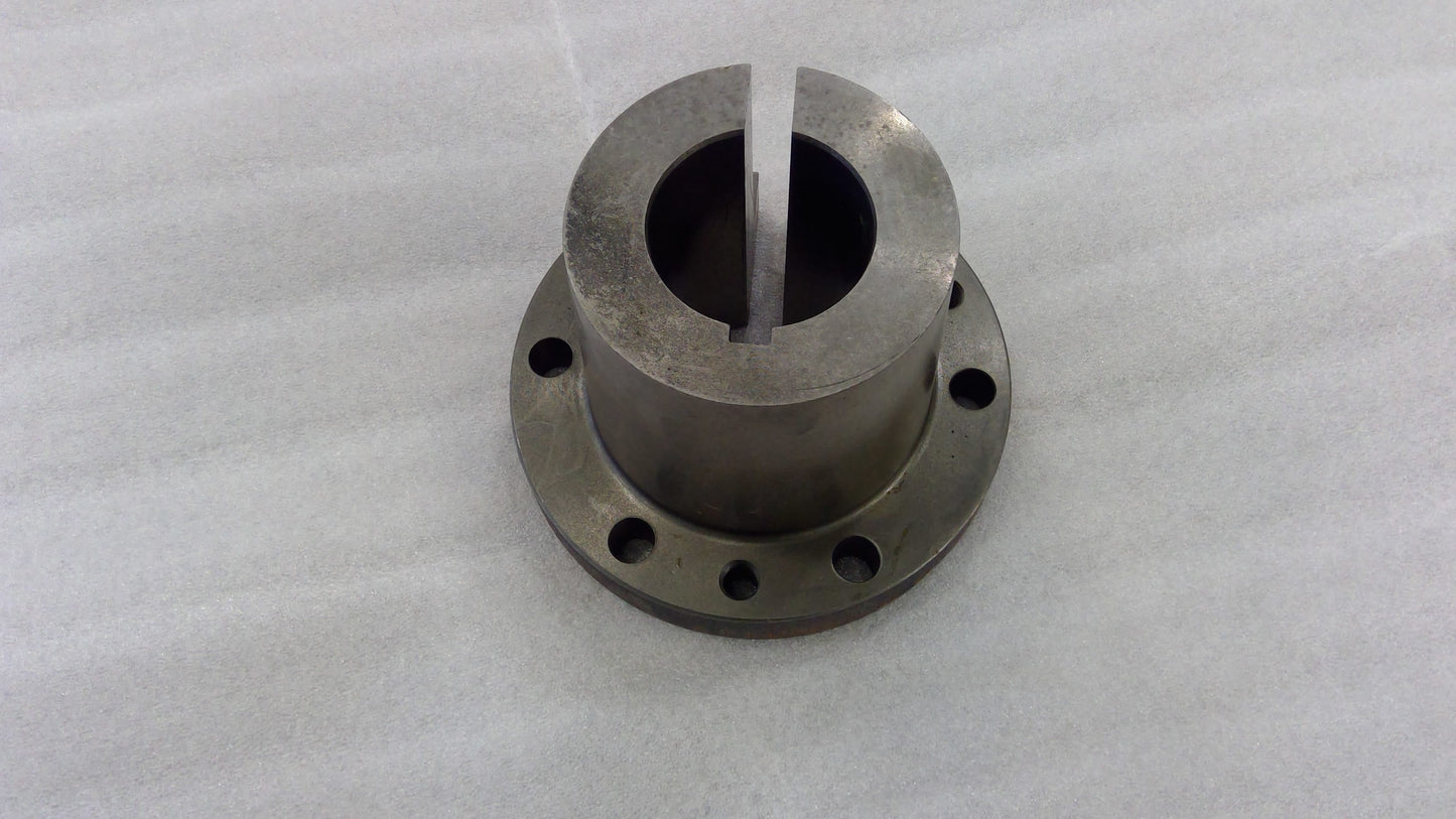 New OEM Genuine CNHi, Hub - Part # 250850A1