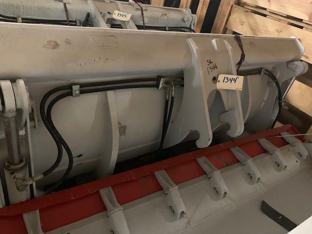 New OEM Genuine CNHi, Bucket - Part # 2813044