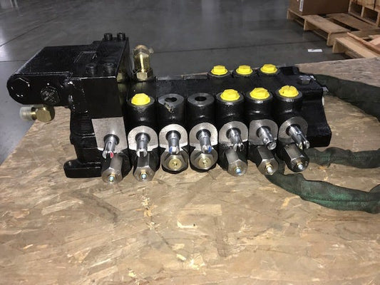 New OEM Genuine CNHi, Distributor - Part # 391424A1