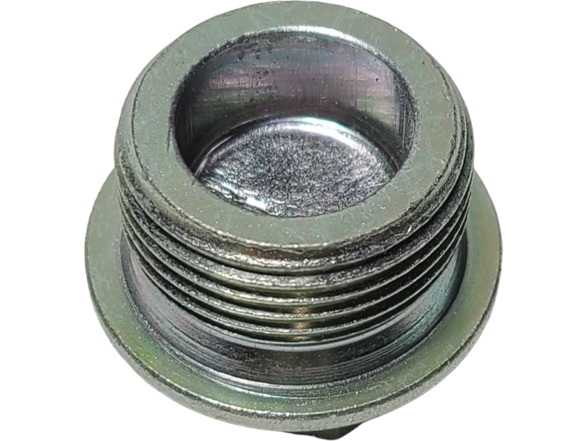 New OEM Genuine CNHi, Plug - Part # 47384136