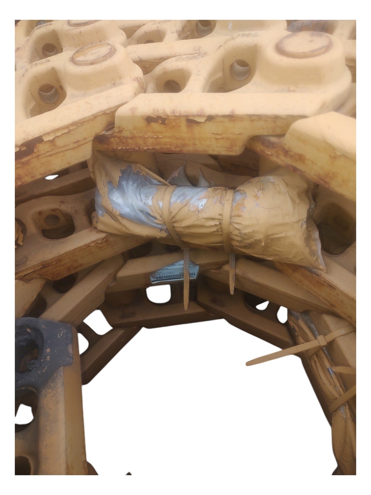 New OEM Genuine CNHi, Chain - Part # 73187872