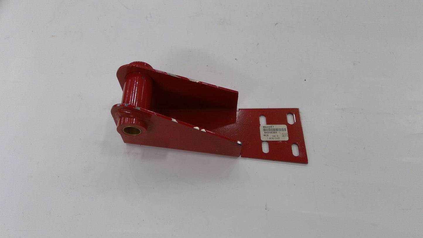 New OEM Genuine CNHi, Bracket - Part # 84248360