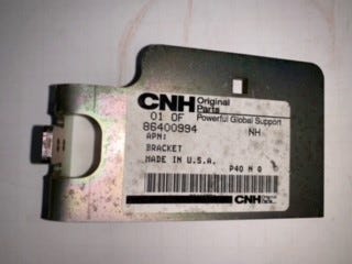 New OEM Genuine CNHi, Bracket - Part # 86400994