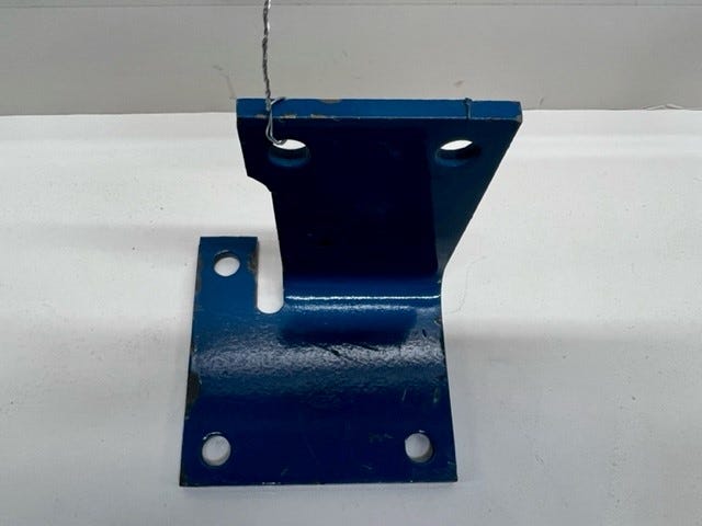 New OEM Genuine CNHi, Bracket - Part # 9700913