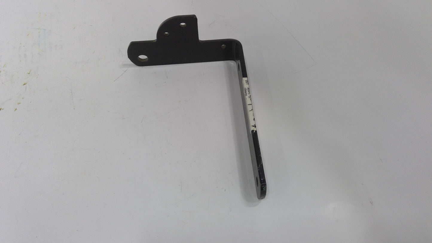New OEM Genuine CNHi, Bracket - Part # GL-376
