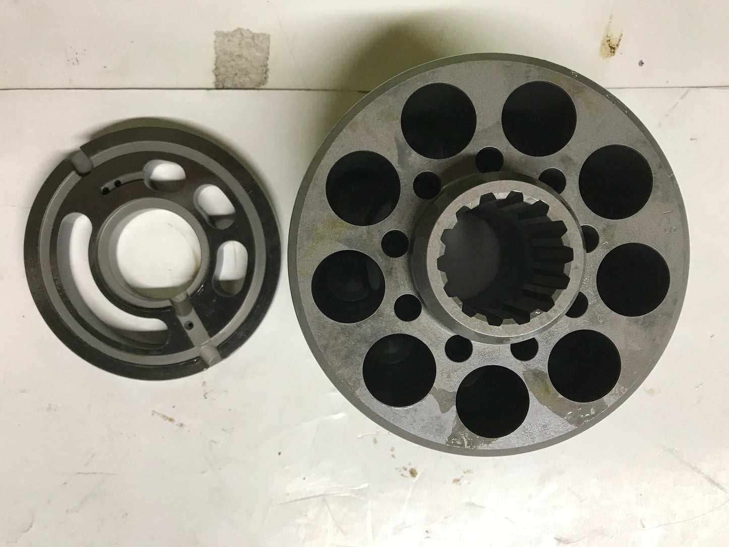 New OEM Genuine CNHi, Cylinder Block - Part # LS00123