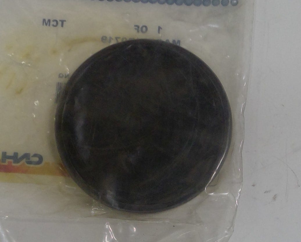 New OEM Genuine CNHi, Cap - Part # MAG501D0719