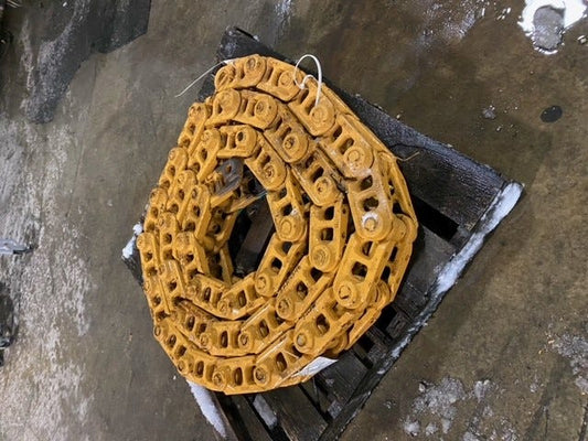 New OEM Genuine CNHi, Chain Asm Ce - Part # R56723