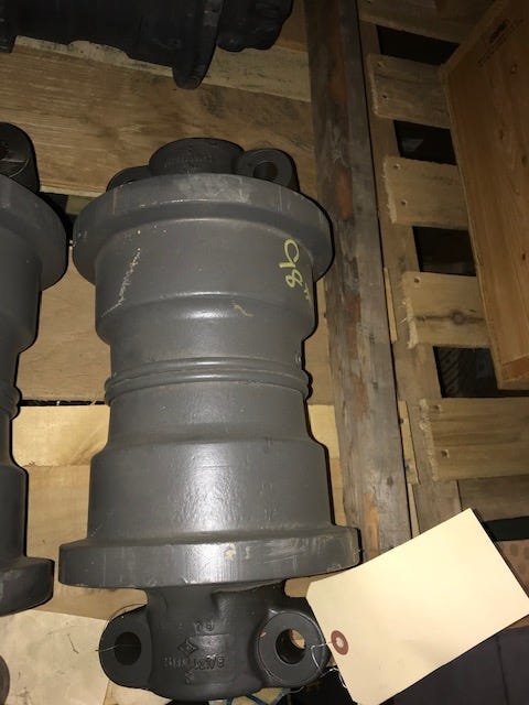 New OEM Genuine CNHi, Roller - Part # 24100J12446F1