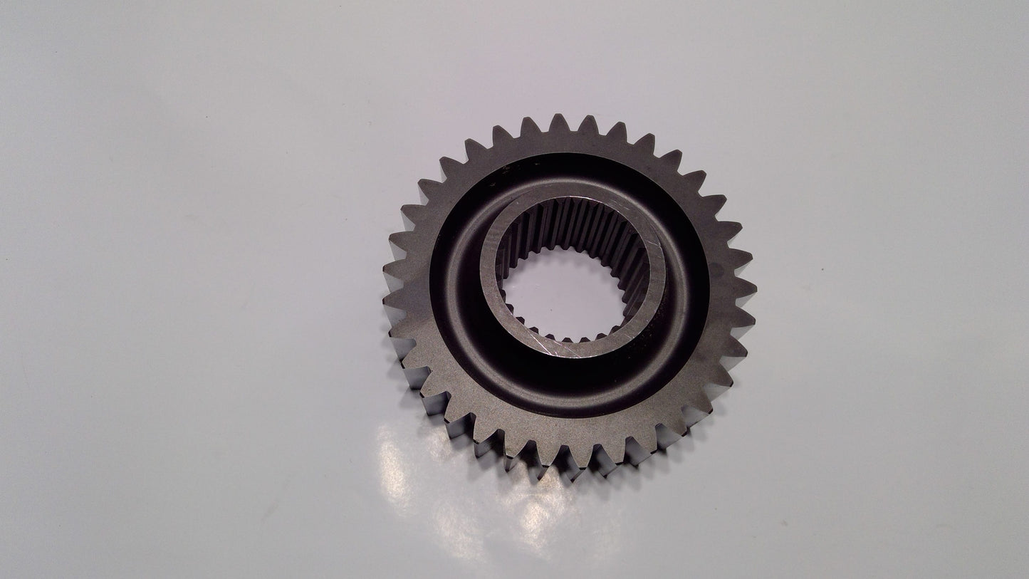 New OEM Genuine CNHi, Gear - Part # 76069146