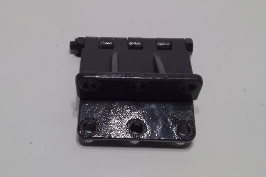 New OEM Genuine CNHi, Hinge - Part # 84212073
