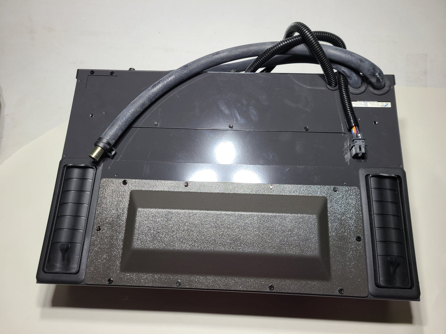 New OEM Genuine CNHi, Heater - Part # 87682493