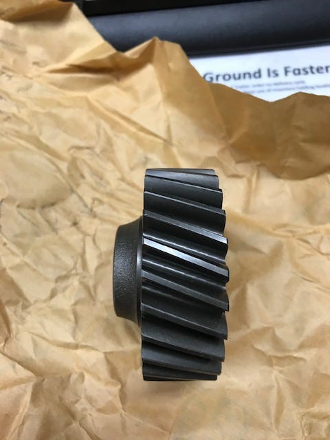 New OEM Genuine CNHi, Gear - Part # 916838