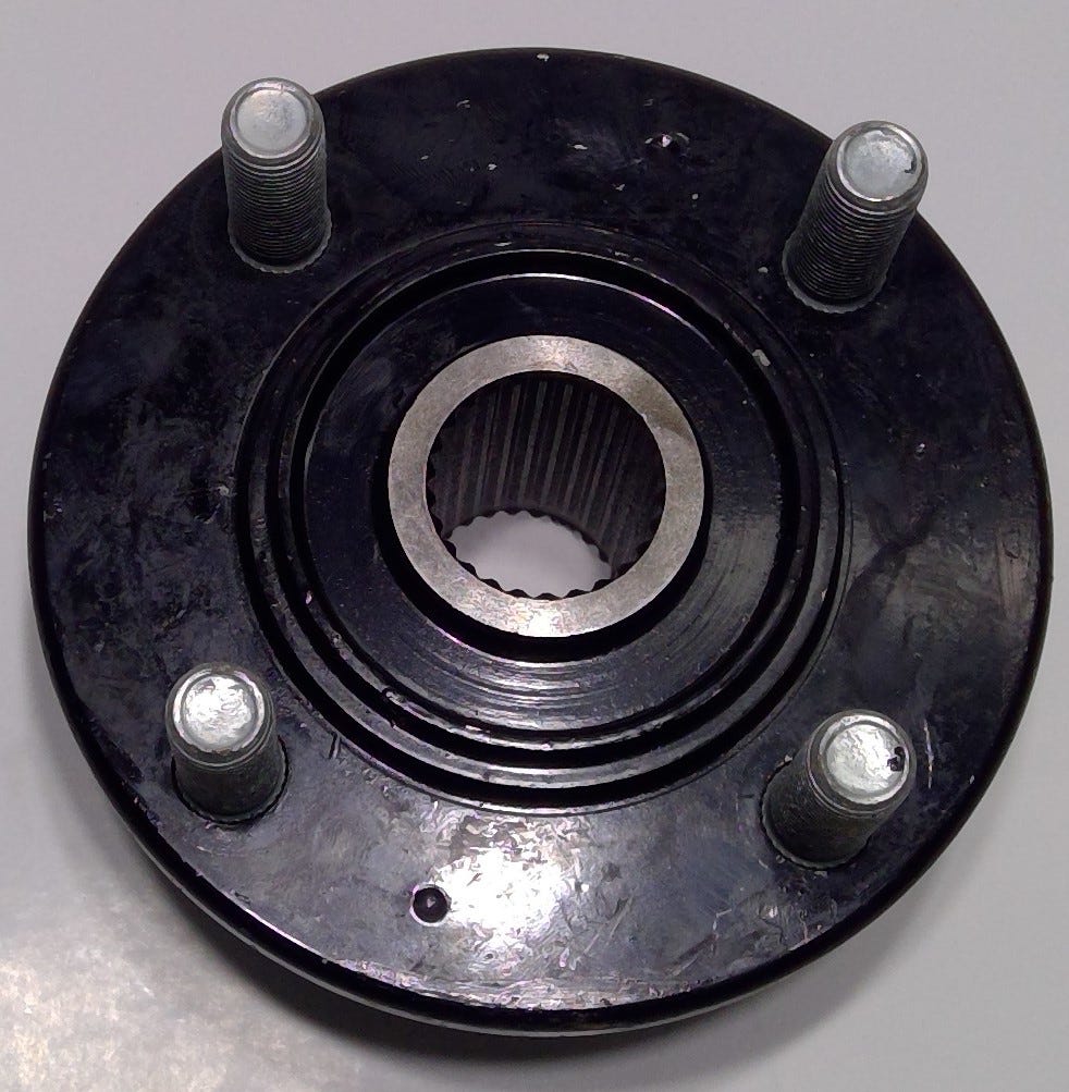 New OEM Genuine CNHi, Hub - Part # CLC103146204