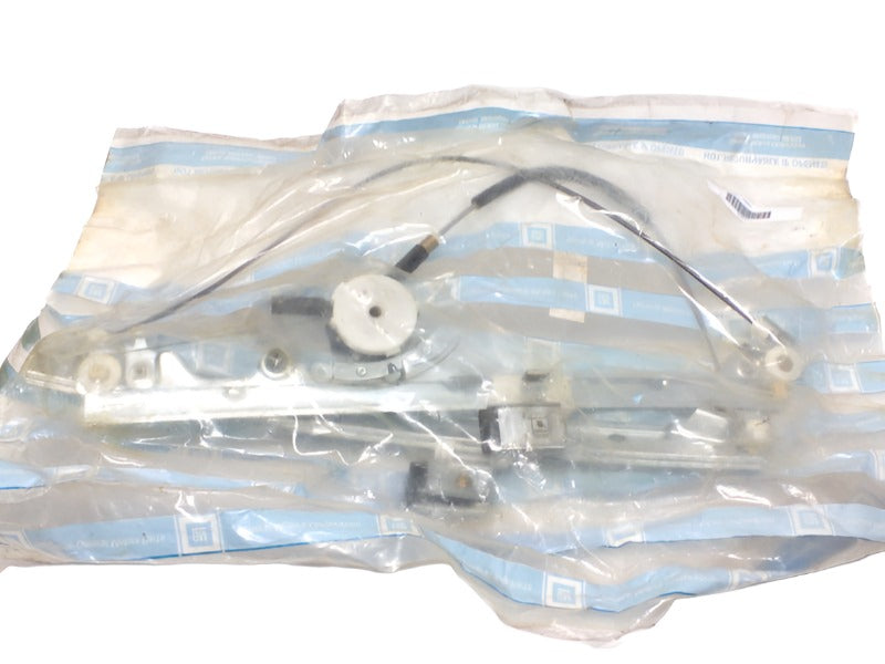 New OEM 1999-2007 Chevrolet GMC C/K Truck Driver's Left Front Window Regulator, Part # 15046507
