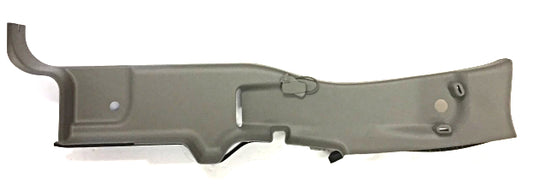 New OEM 2007 Chevrolet Silverado Interior-Body Side Trim Right, Part # 15237646