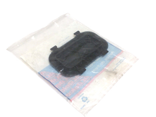 New OEM 1988-1998 Chevrolet K1500 Pickup, GMC Master Cylinder Cap, Part # 18002375