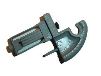 Retainer
