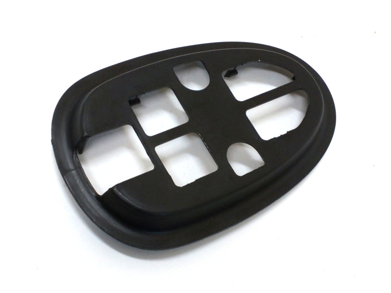 New OEM 1999-2005 Pontiac Grand Am, Oldsmobile Alero Dome Lamp Retainer, Part # 22615124