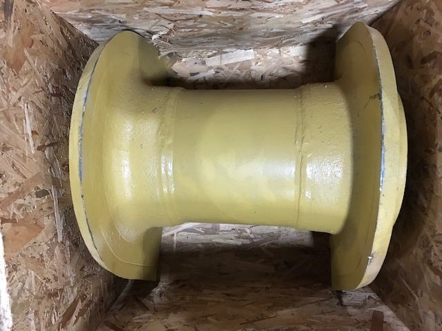 New OEM Genuine Caterpillar, Boss Asm - Part # 1358842