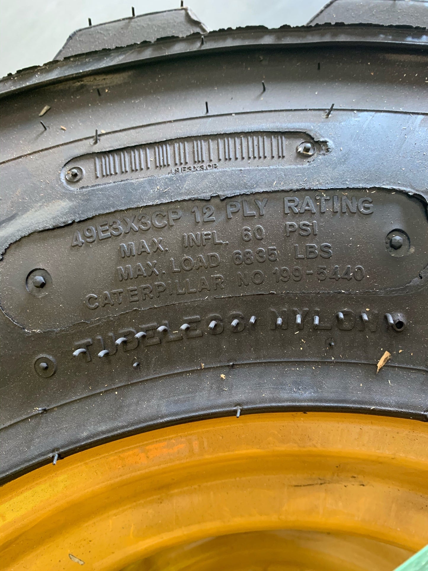 New OEM Genuine Caterpillar, Tire Gp & Ri - Part # 1995439