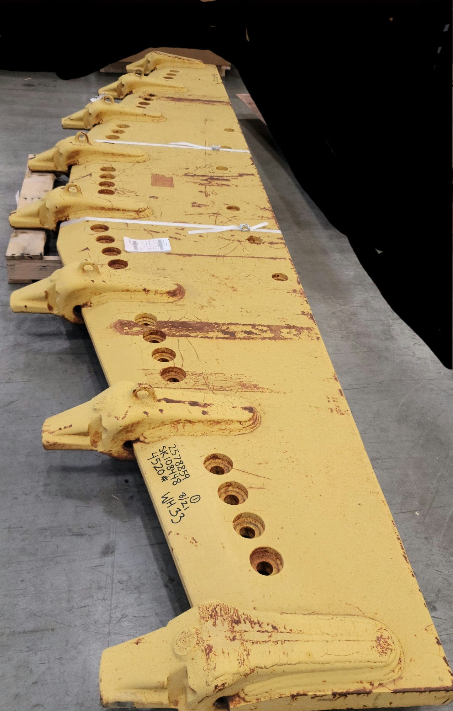 New OEM Genuine Caterpillar, Edge As K130 - Part # 2578859