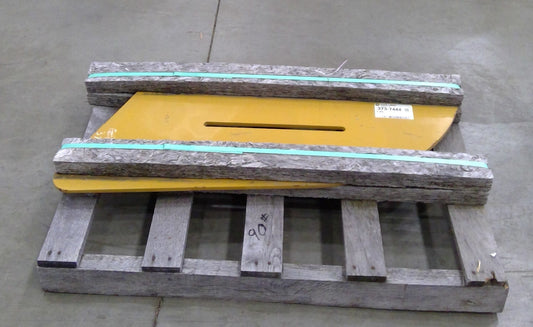 New OEM Genuine Caterpillar, Plate Wear - Part # 3737444