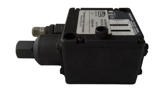 New OEM Genuine Caterpillar, Indicator - Part # 5306083