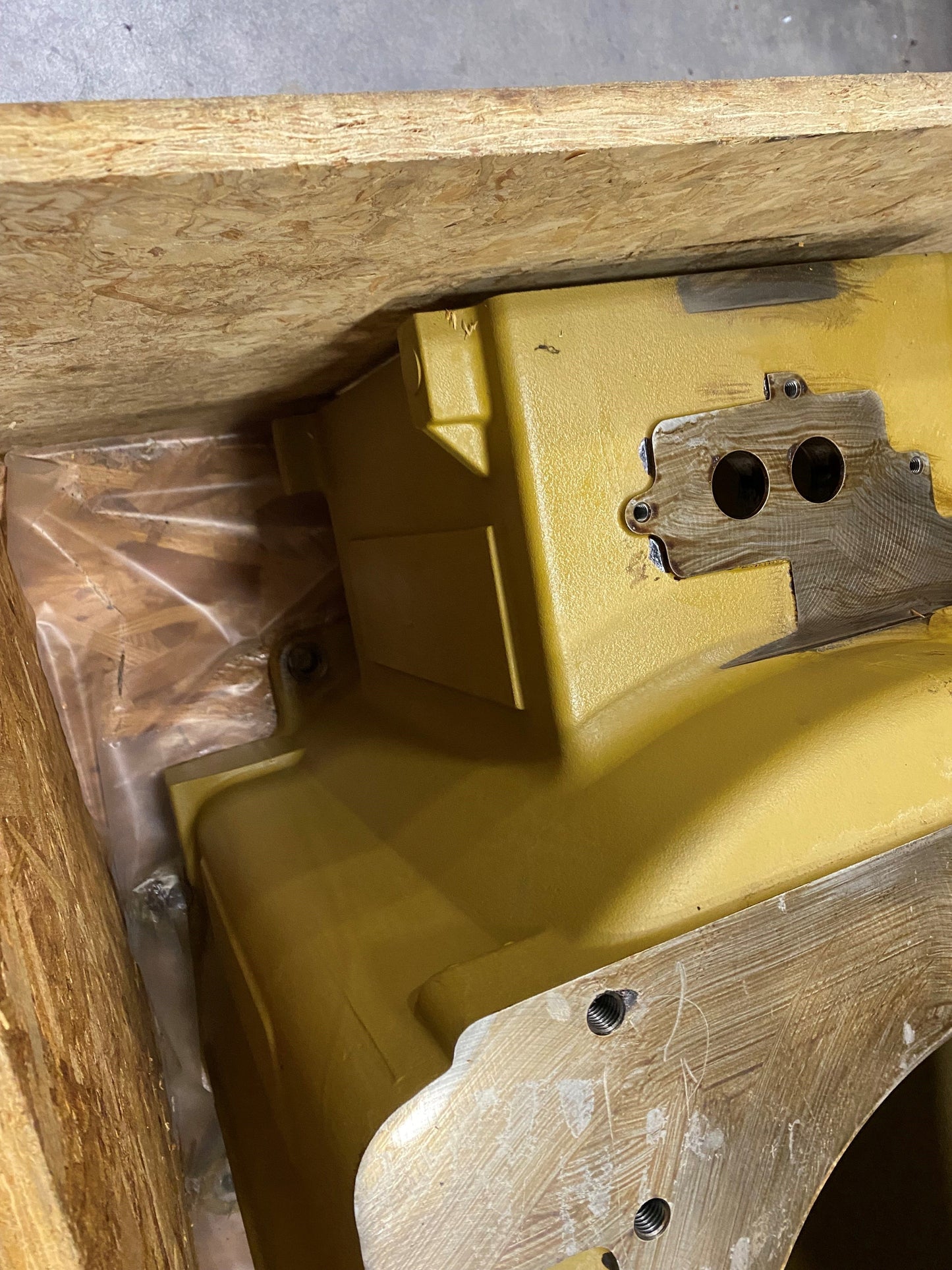 New OEM Genuine Caterpillar, Case - Part # 8E9780