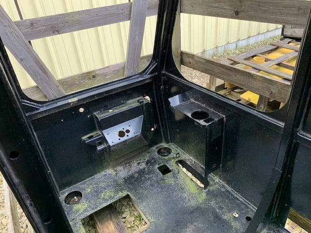 New OEM Genuine Caterpillar, Cab Asm - Part # 1375766