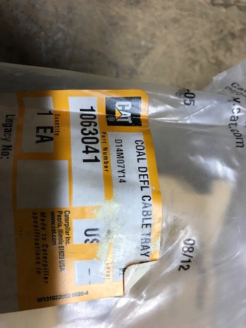 New OEM Genuine Caterpillar, Coal Defl Cable Tray Iii C - Part # 1063041