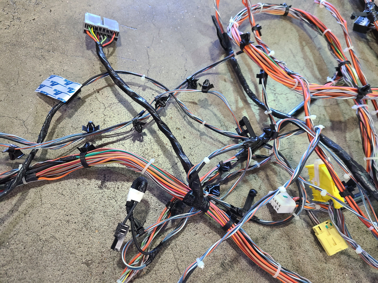 New 2008 Fits Chrysler 3500, 4500, 5500 Wiring-Body - Part # 68030018AB
