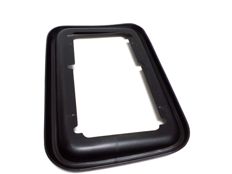 New 1991-1993 Fits Dodge B150 B250 Right Tail Lamp Bezel, Part # 55054508