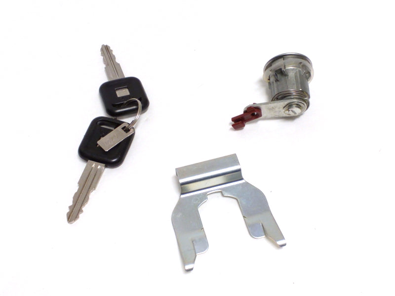 New OEM 1989-1994 Isuzu Amigo, Truck Tailgate Lock Set, Part # 8943404475