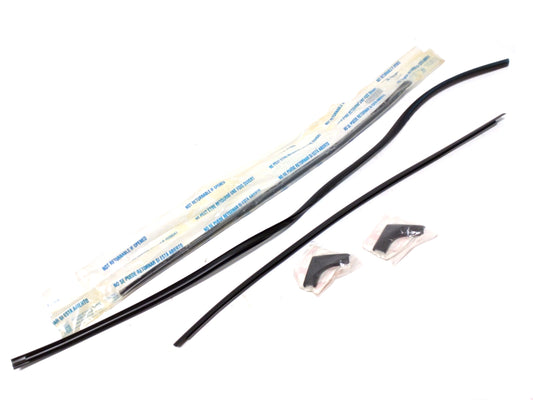 New OEM 1998 Chevrolet Tracker Rear Window Glass Molding Kit, Part # 96062705