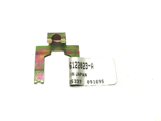 New OEM 1993-1997 Ford Probe Cylinder & Key Lock Retainer Clip, Part # F32Z-6122023-A