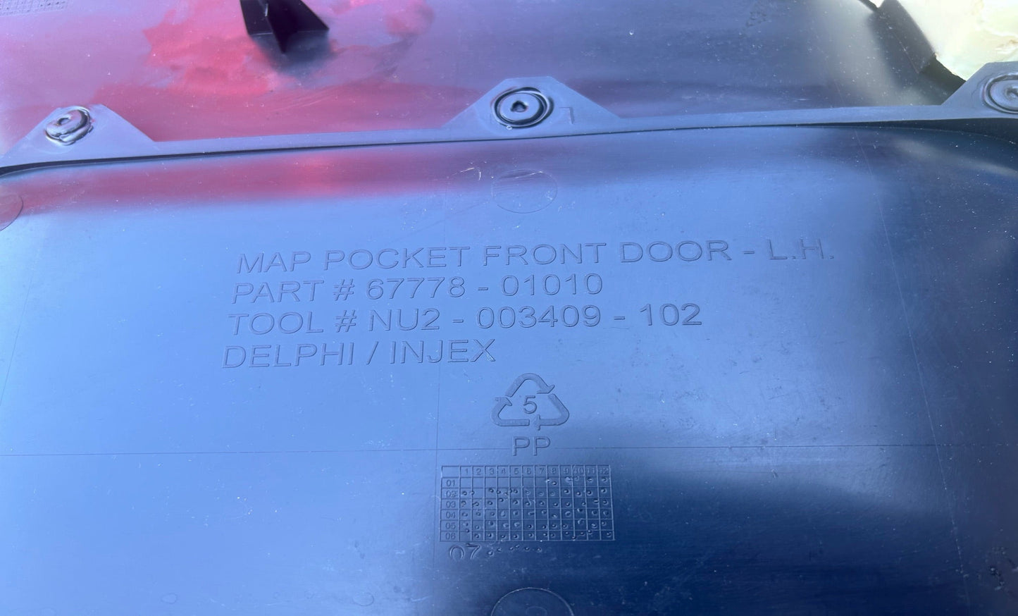 New OEM 2008 Pontiac Vibe Driver Front Left Door Inner Trim Panel Gray, Part # 88974884