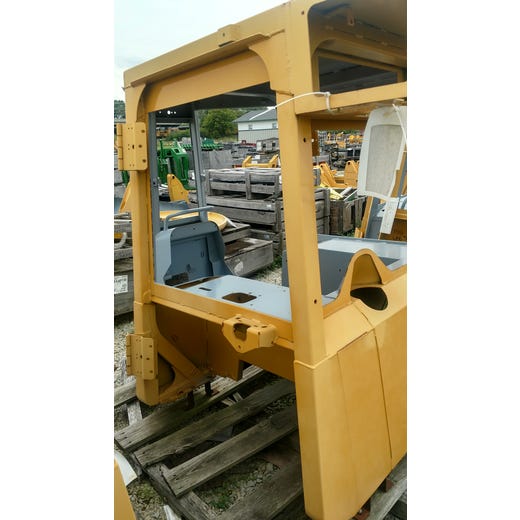 New OEM Genuine John Deere Cab, Part # AT226828