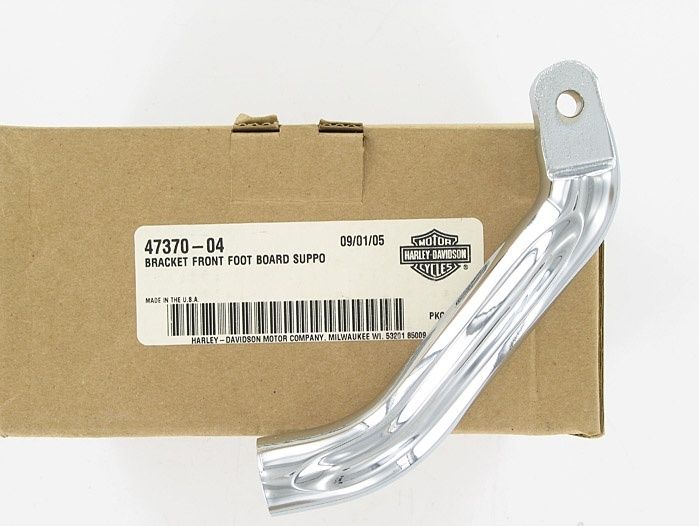 New OEM Genuine Harley-Davidson Front Footboard Support Bracket, 47370-04