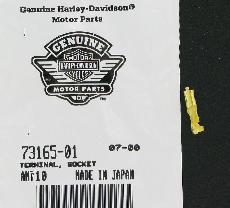 New OEM Genuine Harley-Davidson Right-Hand Wire Harness Elbow, 73165-01